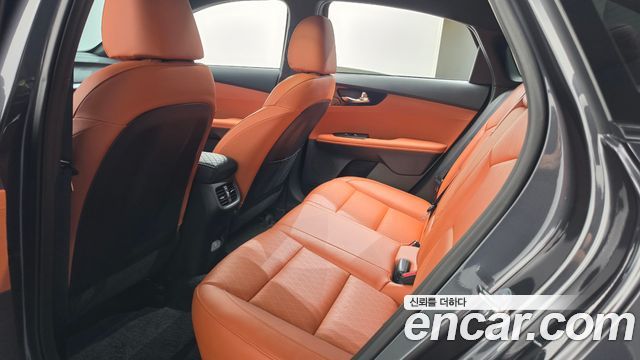 Kia K3 2024 — photo 17