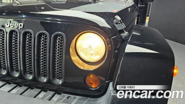 Jeep Wrangler 2013 — photo 8