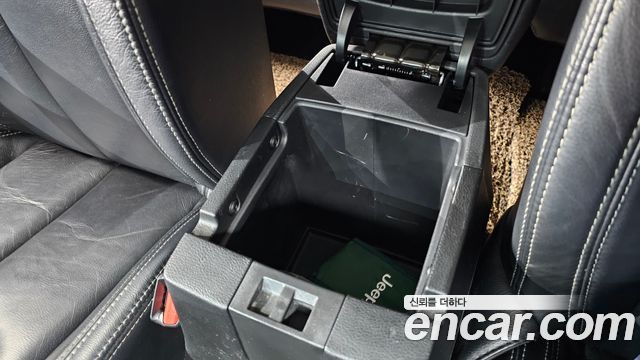 Jeep Wrangler 2013 — photo 30