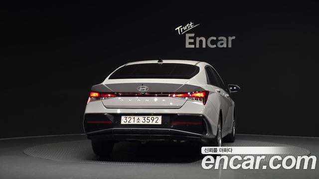 Hyundai AVANTE 2024 — photo 4