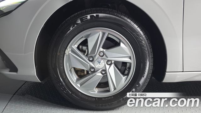 Hyundai AVANTE 2024 — photo 5