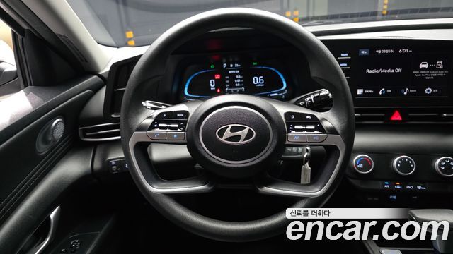Hyundai AVANTE 2024 — photo 19