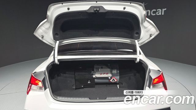 Hyundai AVANTE 2024 — photo 26