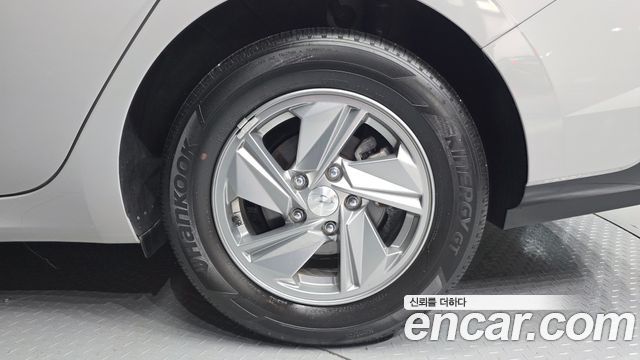 Hyundai AVANTE 2024 — photo 7