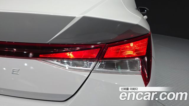 Hyundai AVANTE 2024 — photo 9