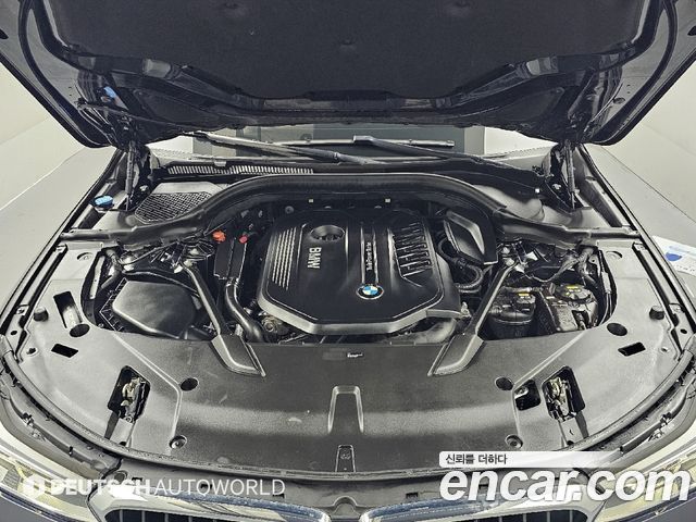 BMW Gran Turismo 2018 — photo 6