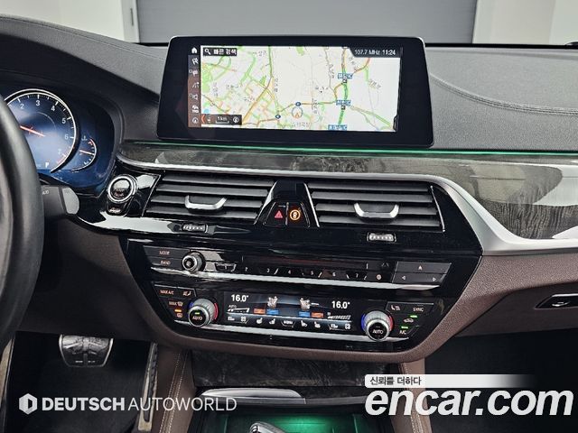 BMW Gran Turismo 2018 — photo 14