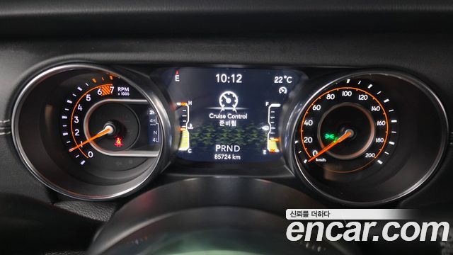 Jeep Wrangler 2020 — photo 8