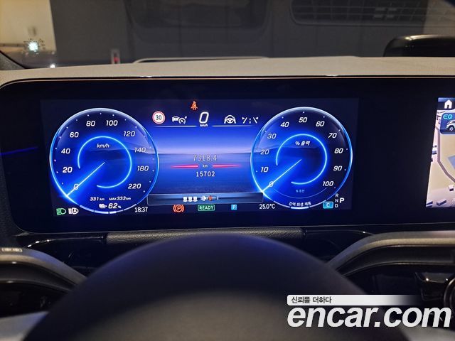 Mercedes-Benz EQA 2026 — photo 8