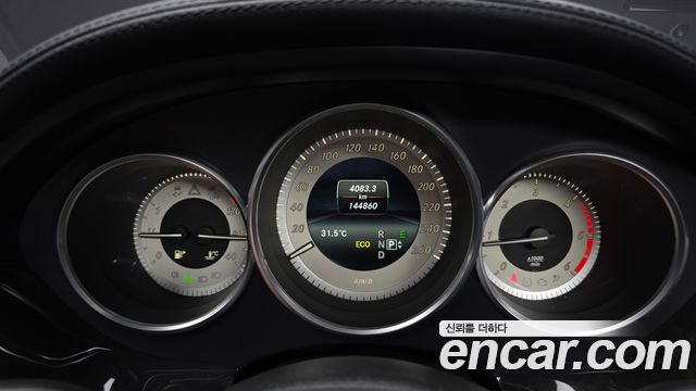 Mercedes-Benz CLS-Class 2017 — photo 8