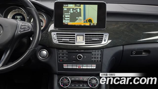 Mercedes-Benz CLS-Class 2017 — photo 14