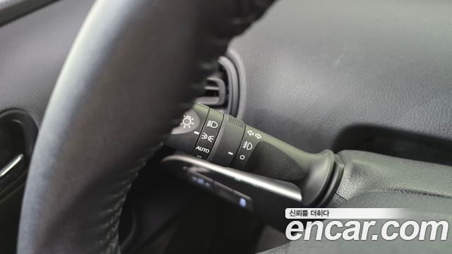 Toyota Prius 2018 — photo 28