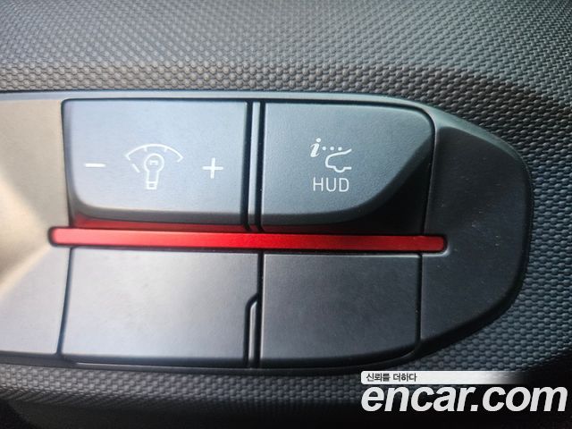Hyundai Veloster 2018 — photo 14