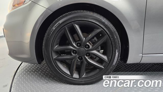 Kia Porte 2011 — photo 5