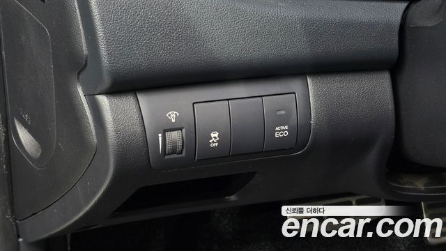 Kia Porte 2011 — photo 19