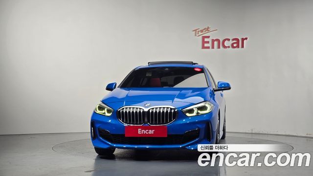 BMW 1-Series 2021 — photo 3