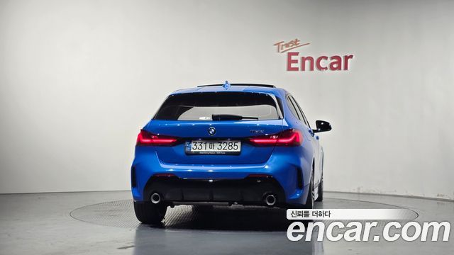 BMW 1-Series 2021 — photo 4