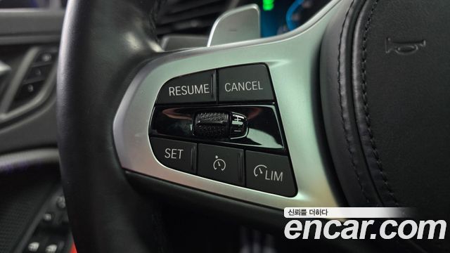 BMW 1-Series 2021 — photo 22