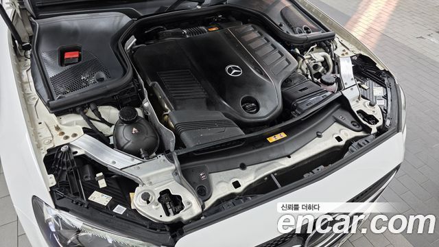 Mercedes-Benz E-Class 2021 — photo 6