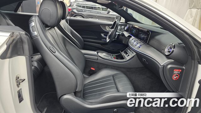 Mercedes-Benz E-Class 2021 — photo 16
