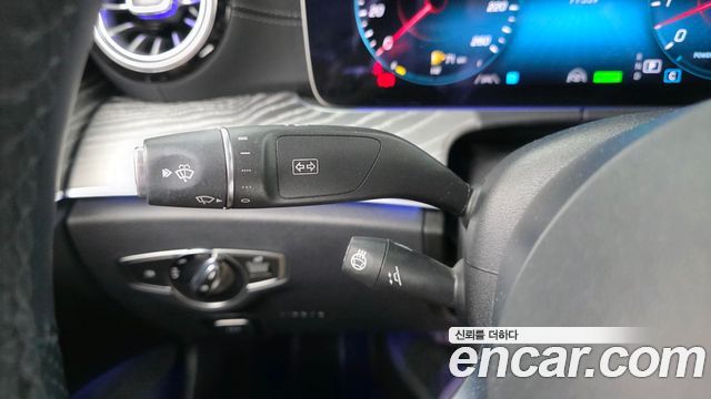 Mercedes-Benz E-Class 2021 — photo 29