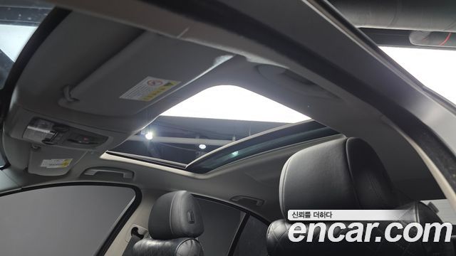 BMW 5-Series 2015 — photo 16