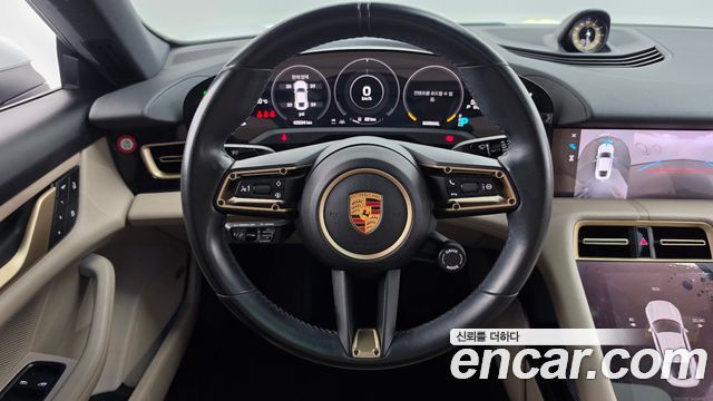 Porsche Taycan 2023 — photo 20