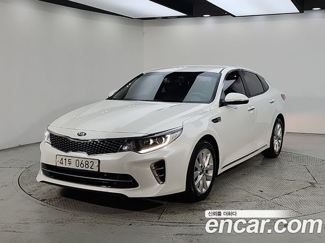 Kia K5 2016 — photo 1