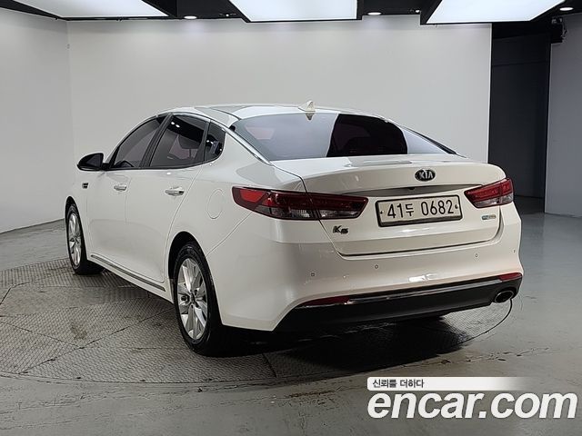 Kia K5 2016 — photo 3