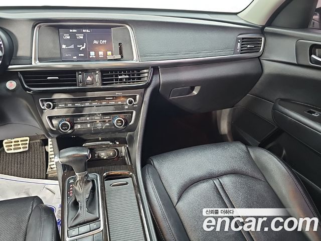 Kia K5 2016 — photo 10