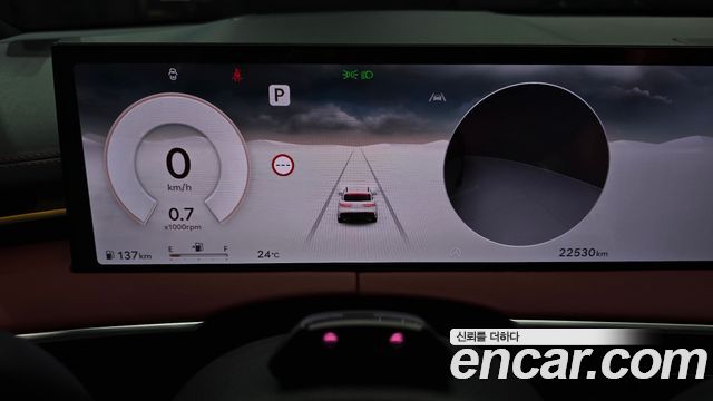 Genesis GV70 2025 — photo 11
