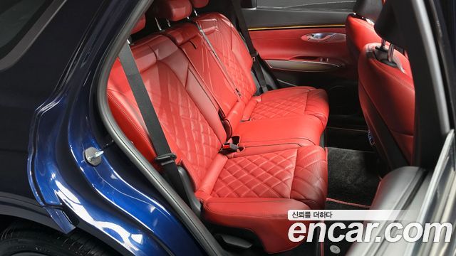 Genesis GV70 2025 — photo 17