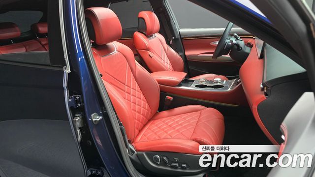 Genesis GV70 2025 — photo 18