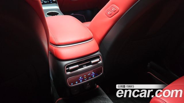 Genesis GV70 2025 — photo 24