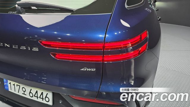 Genesis GV70 2025 — photo 9