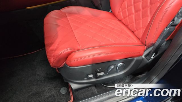 Genesis GV70 2025 — photo 27