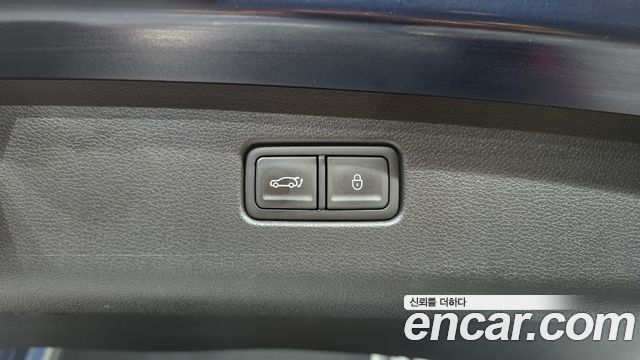 Genesis GV70 2025 — photo 30