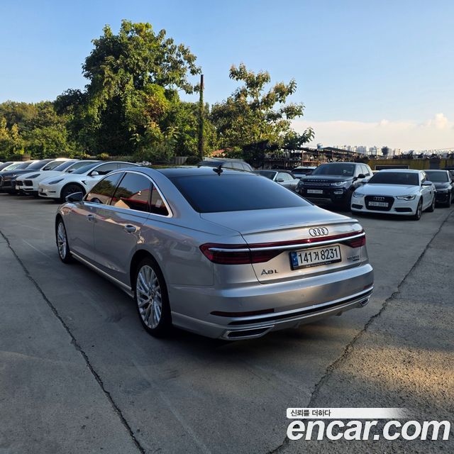 Audi A8 2020 — photo 4