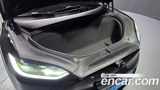 Tesla Model X 2023 — photo 6