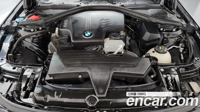 BMW 3-Series 2017 — photo 6