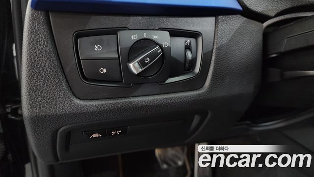 BMW 3-Series 2017 — photo 17