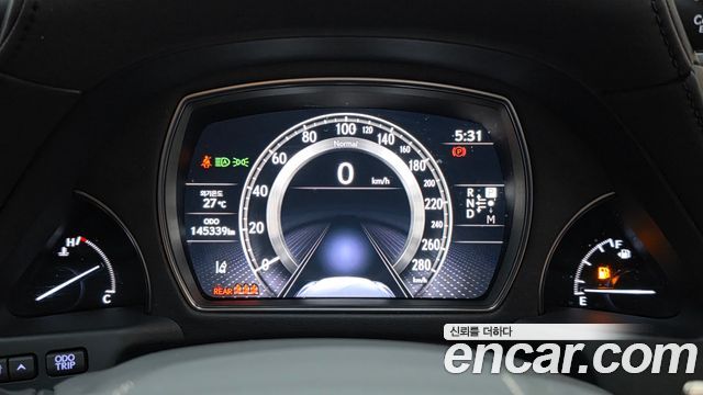 Lexus LS 2022 — photo 9