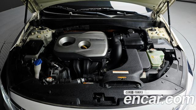 Kia K5 2017 — photo 6