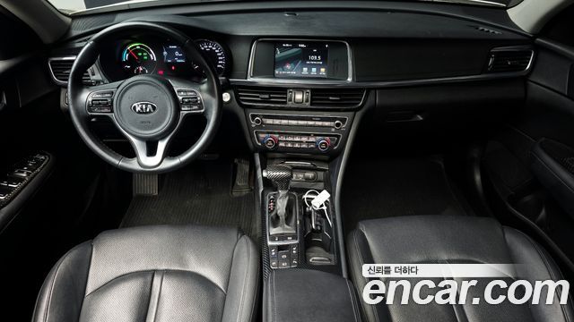Kia K5 2017 — photo 7