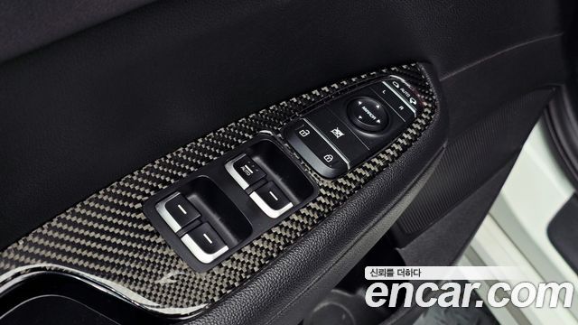 Kia K5 2017 — photo 15