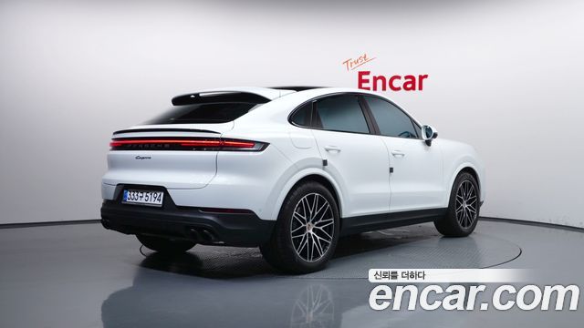 Porsche Cayenne 2026 — photo 2