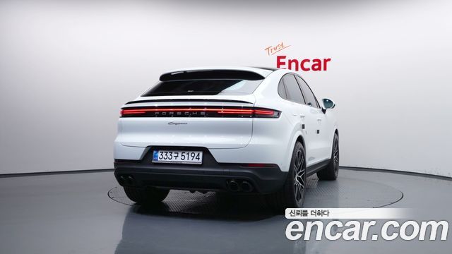 Porsche Cayenne 2026 — photo 4