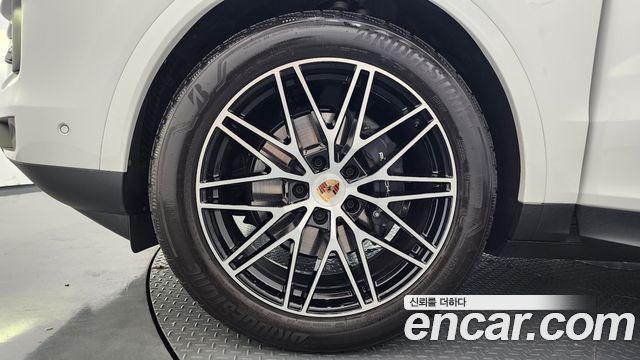 Porsche Cayenne 2026 — photo 5