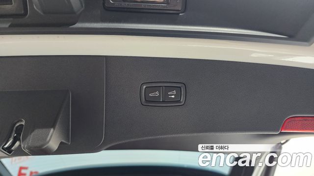 Porsche Cayenne 2026 — photo 21