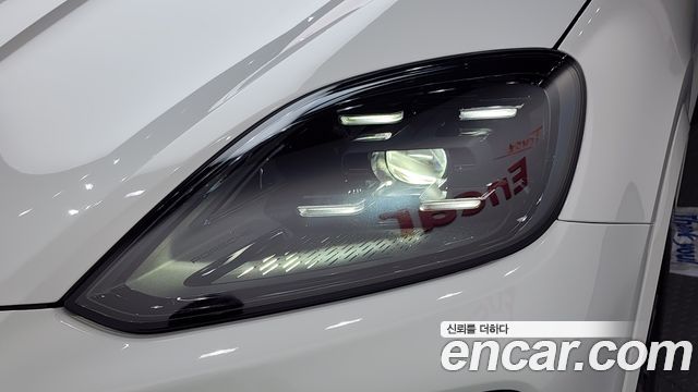 Porsche Cayenne 2026 — photo 8